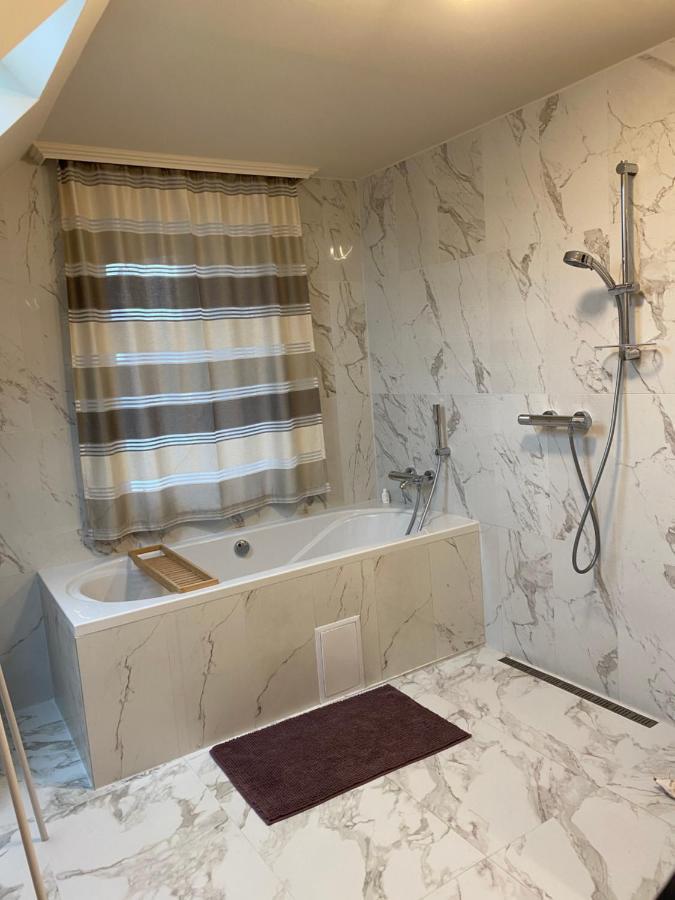 Annarosa Apartman Balatonszarszo Dış mekan fotoğraf