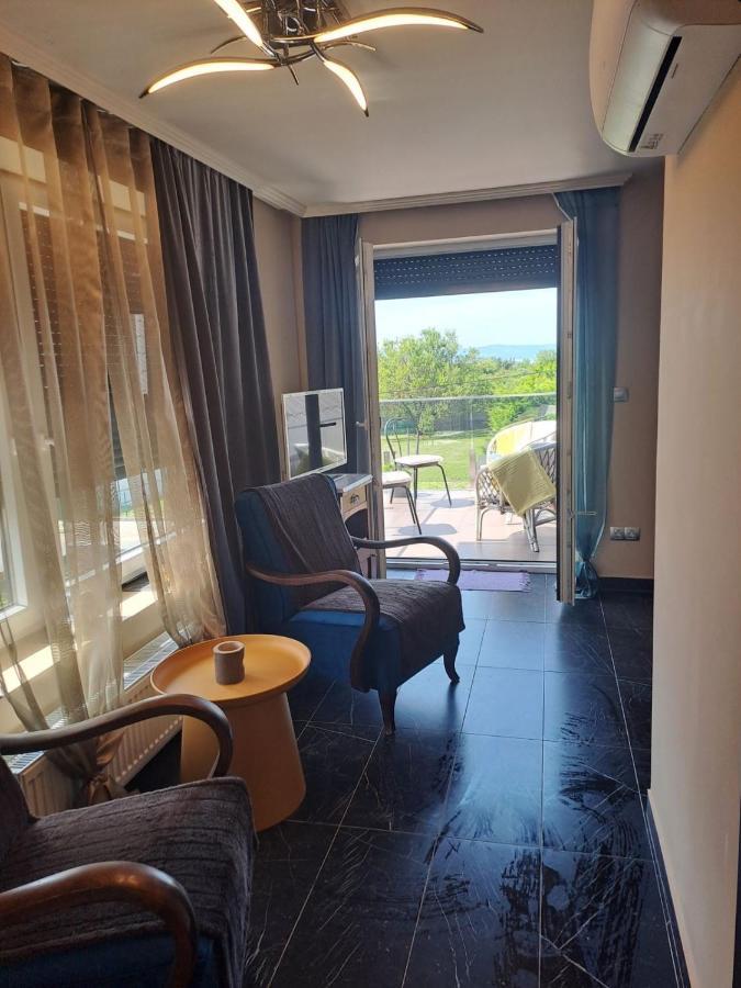 Annarosa Apartman Balatonszarszo Dış mekan fotoğraf